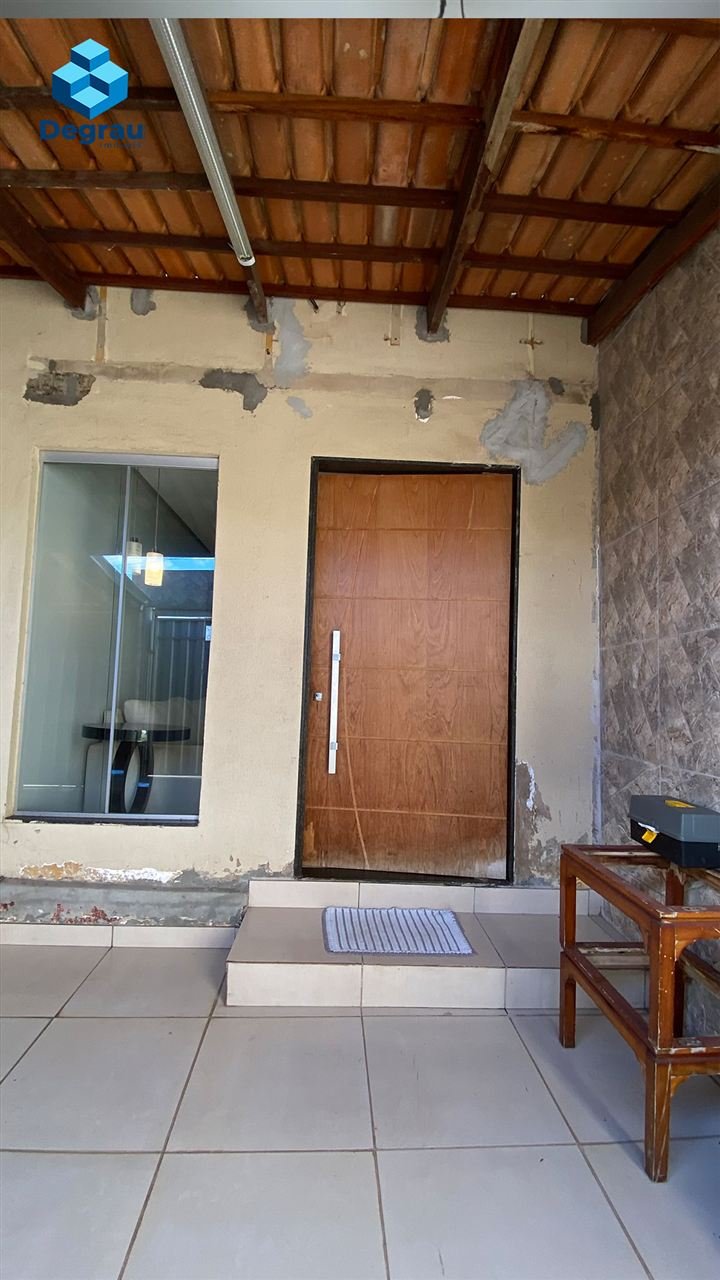 Casa no Conjunto Oásis – Jardim América
